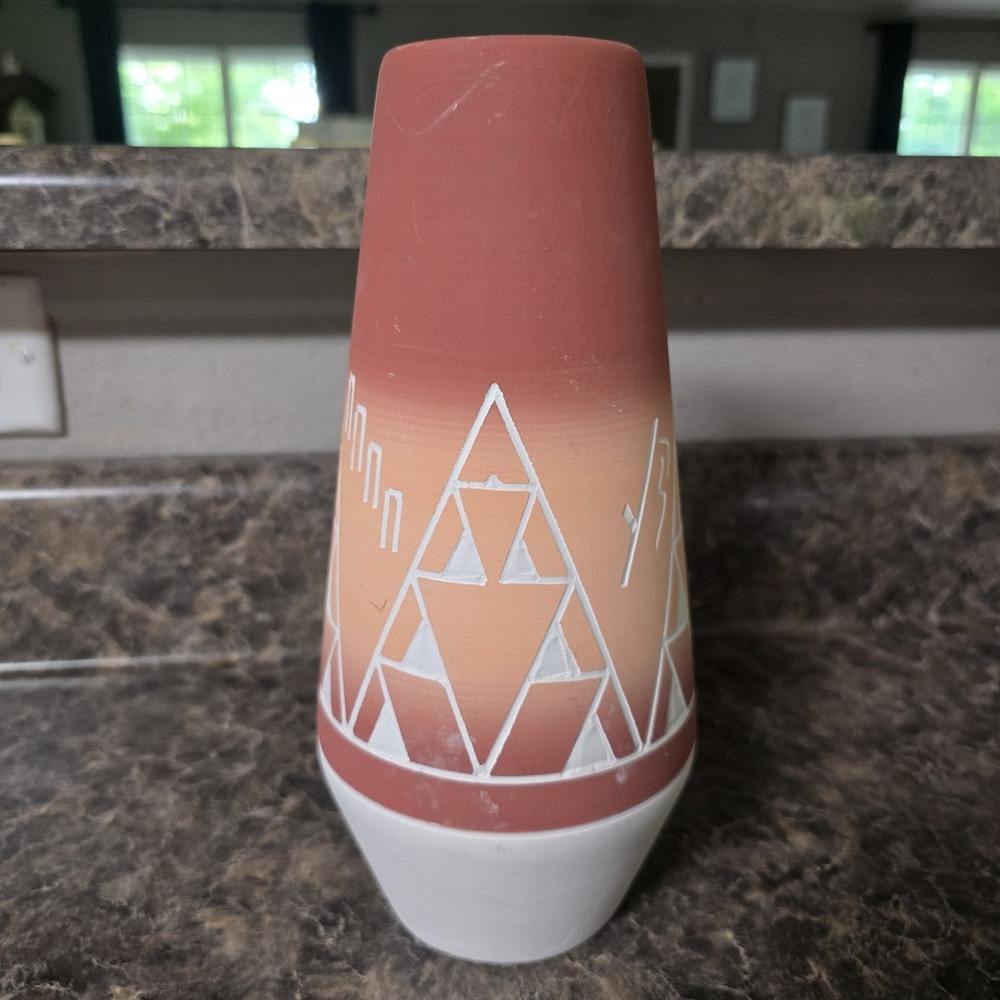Signed Studio Pottery Vase Southwestern Geometric Carved Design Red Orange White - Picture 2 of 4